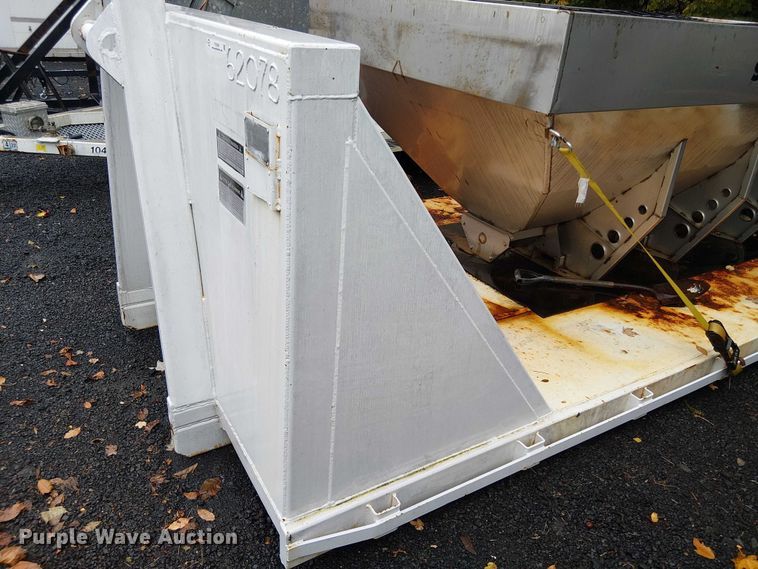 image for item EV5288 Galbreath hook lift flatbed