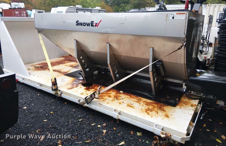 image for item EV5288 Galbreath hook lift flatbed