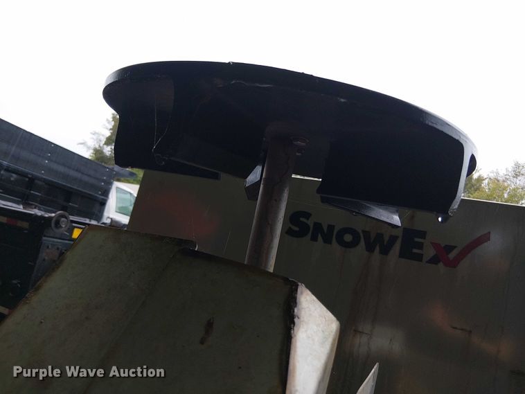 image for item EV5288 Galbreath hook lift flatbed