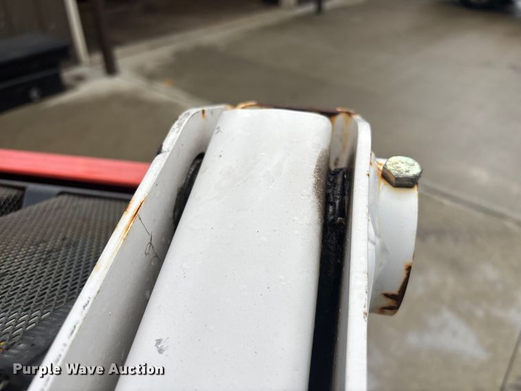 image for item EV5306 2012 Bobcat S100 skid steer loader