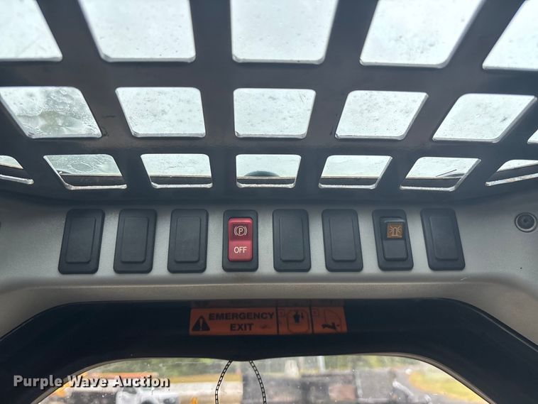 image for item EV5306 2012 Bobcat S100 skid steer loader