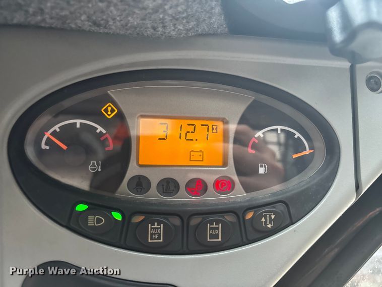 image for item EV5306 2012 Bobcat S100 skid steer loader