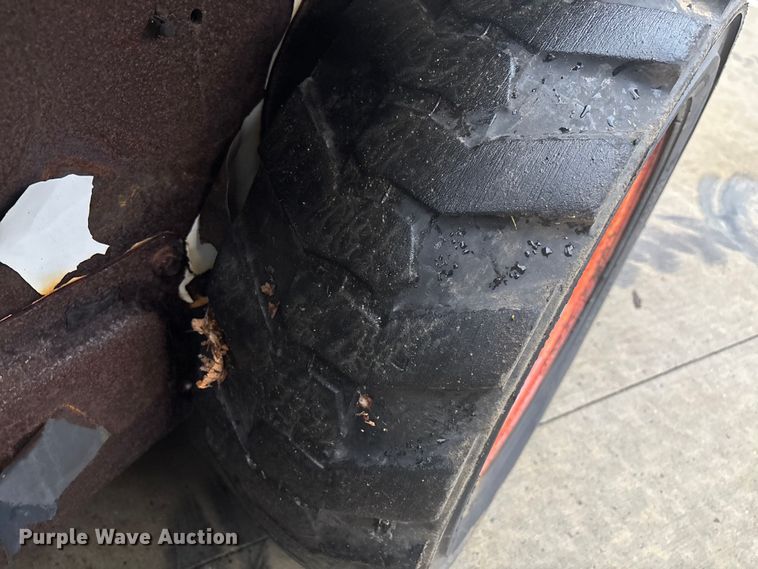 image for item EV5306 2012 Bobcat S100 skid steer loader