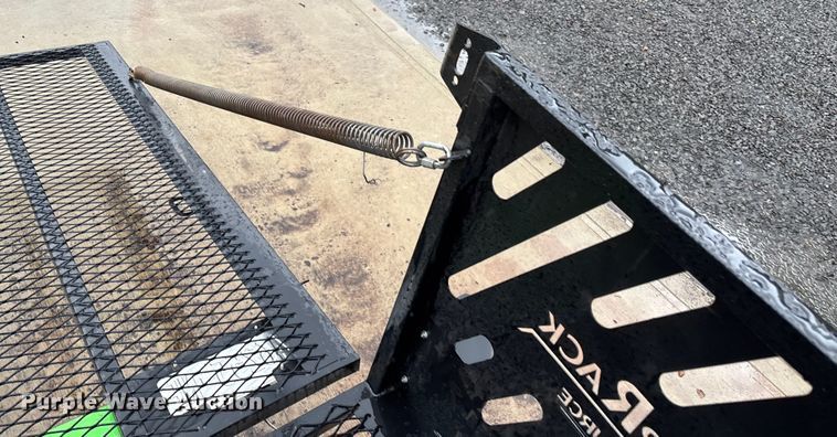 image for item EV5308 2022 Ford F350 Super Duty SuperCab pickup truck