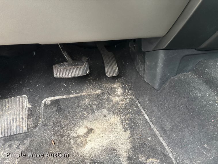 image for item EV5308 2022 Ford F350 Super Duty SuperCab pickup truck