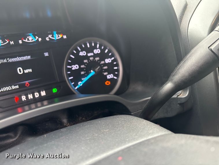 image for item EV5308 2022 Ford F350 Super Duty SuperCab pickup truck