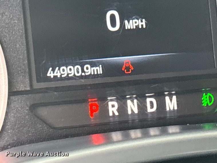 image for item EV5308 2022 Ford F350 Super Duty SuperCab pickup truck