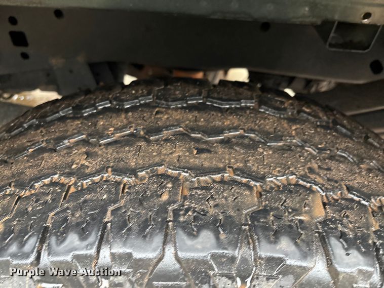 image for item EV5308 2022 Ford F350 Super Duty SuperCab pickup truck