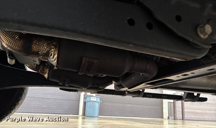 image for item EV5308 2022 Ford F350 Super Duty SuperCab pickup truck