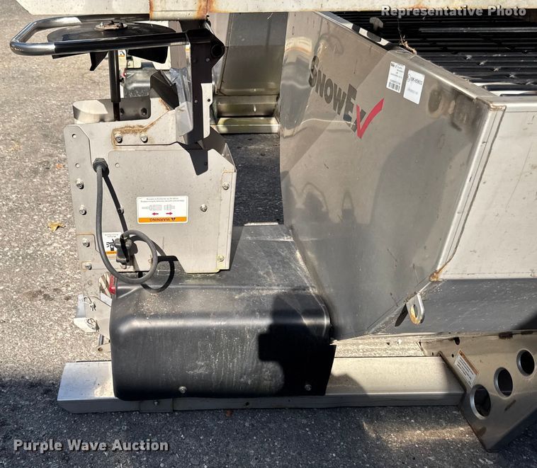 image for item EV5320 (4) SnowEx Helixx SS spreaders