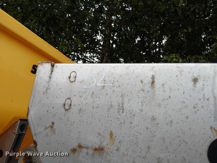 image for item EV5320 (4) SnowEx Helixx SS spreaders