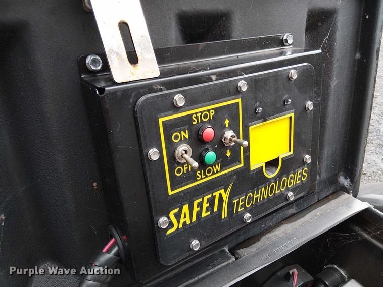 image for item EV5323 (2) Safety Technologies Inc. AF-76X auto flagger trailers