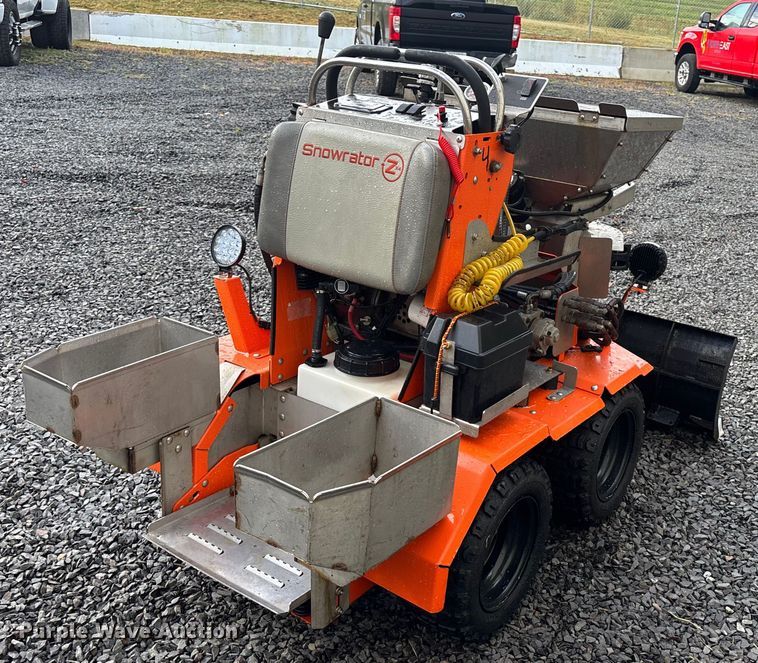 image for item EV5334 Zx4 Snowrator snow pusher