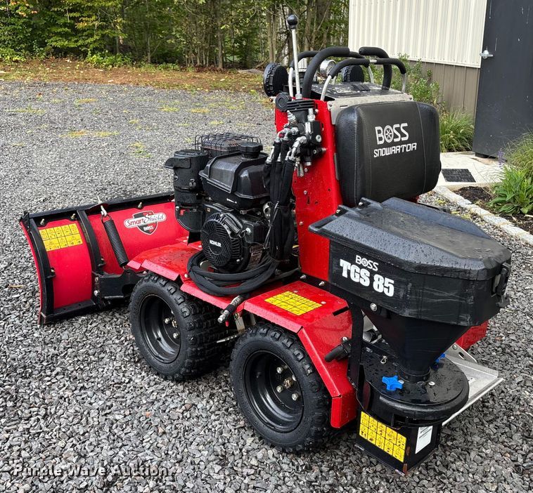 image for item EV5337 2022 Boss Snowrator snow pusher