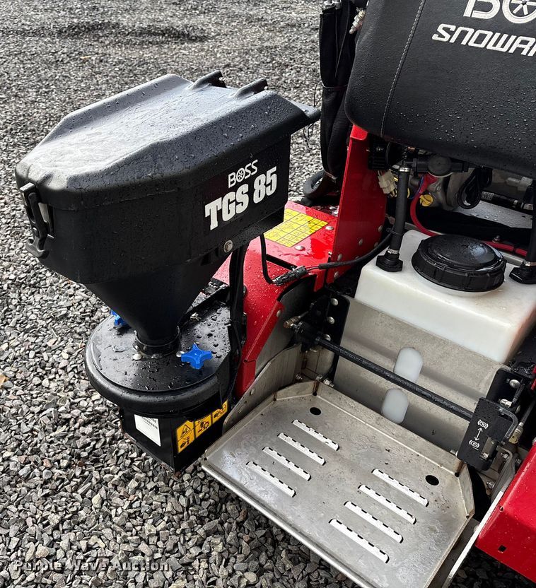 image for item EV5337 2022 Boss Snowrator snow pusher