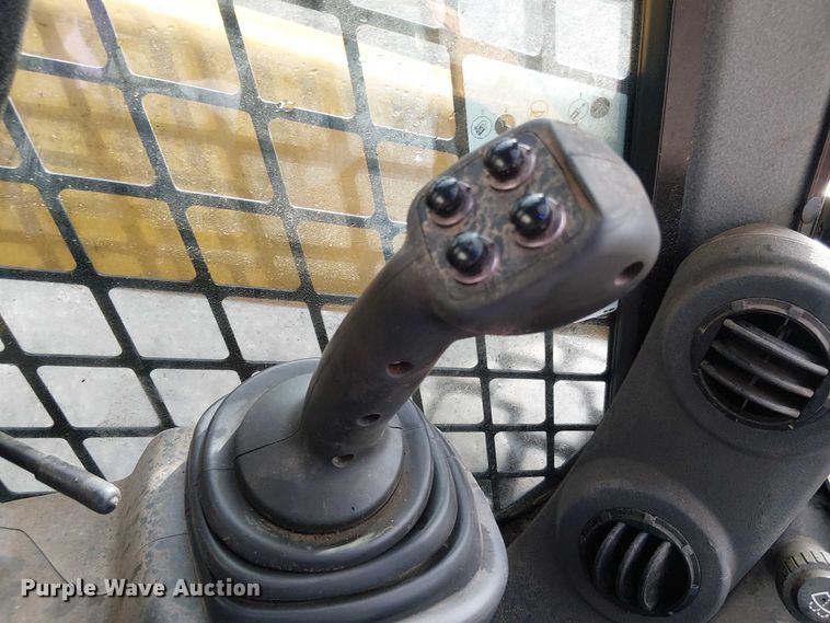 image for item EV5343 2018 Caterpillar 262D skid steer loader