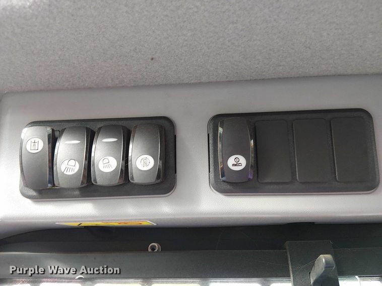 image for item EV5343 2018 Caterpillar 262D skid steer loader