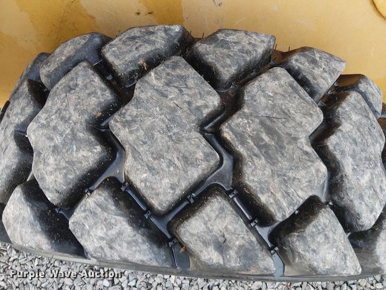 image for item EV5343 2018 Caterpillar 262D skid steer loader