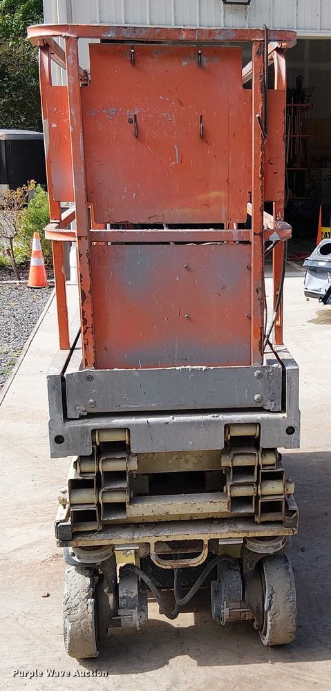 image for item EV5350 2007 JLG 1930ES scissor lift