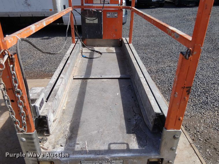 image for item EV5350 2007 JLG 1930ES scissor lift