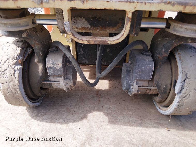 image for item EV5350 2007 JLG 1930ES scissor lift