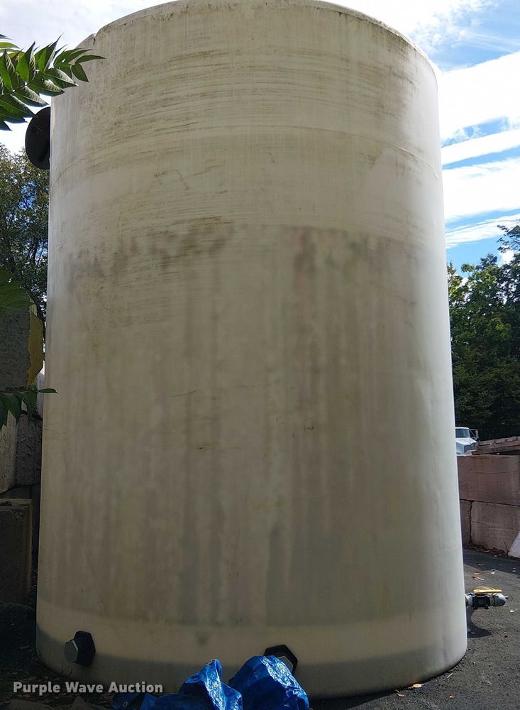 image for item EV5352 Poly tank