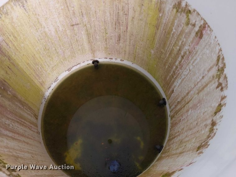 image for item EV5352 Poly tank