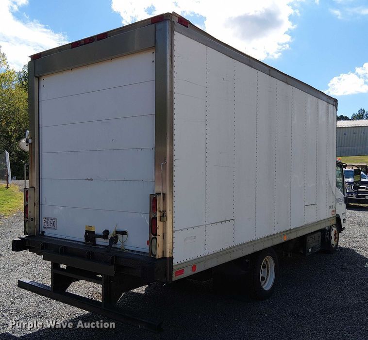 image for item EV5354 2012 Isuzu Nqr/nrr refrigerated delivery truck