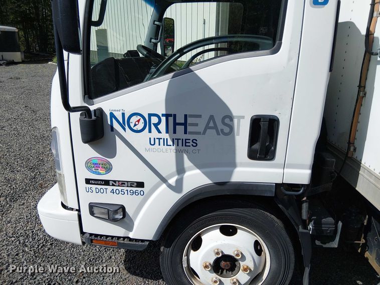 image for item EV5354 2012 Isuzu Nqr/nrr refrigerated delivery truck