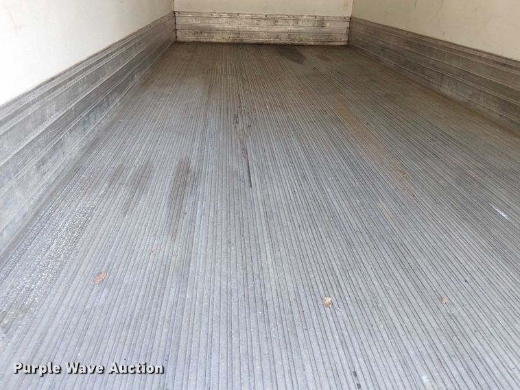 image for item EV5354 2012 Isuzu Nqr/nrr refrigerated delivery truck