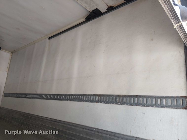 image for item EV5354 2012 Isuzu Nqr/nrr refrigerated delivery truck