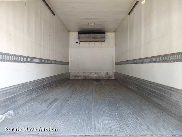 image for item EV5354 2012 Isuzu Nqr/nrr refrigerated delivery truck