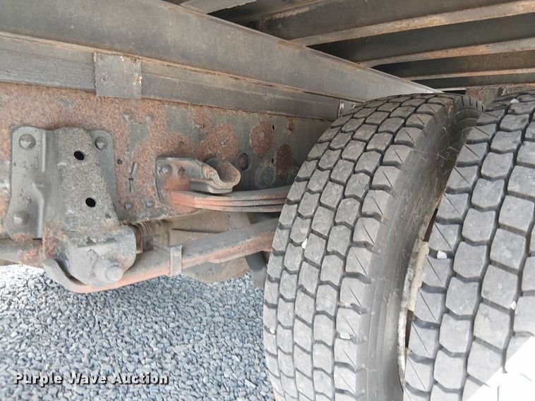 image for item EV5354 2012 Isuzu Nqr/nrr refrigerated delivery truck