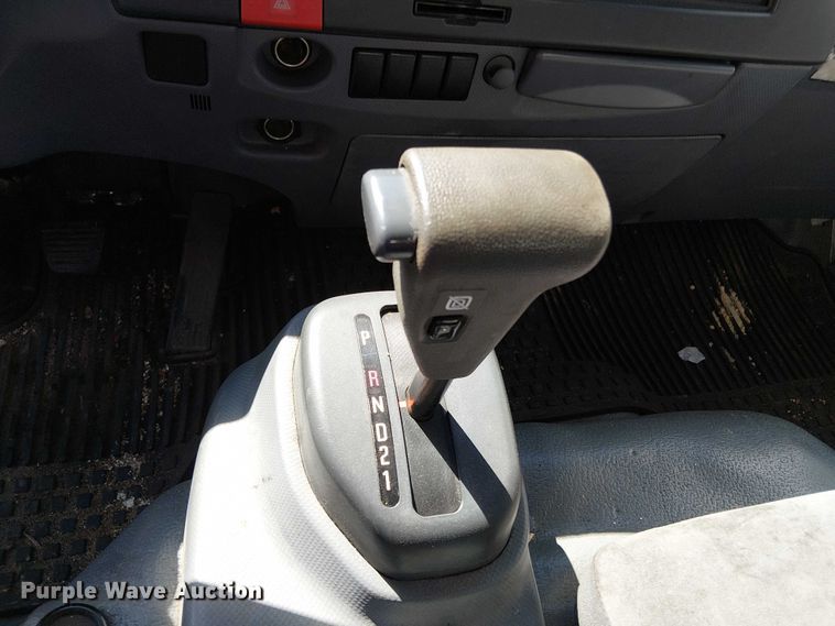 image for item EV5354 2012 Isuzu Nqr/nrr refrigerated delivery truck