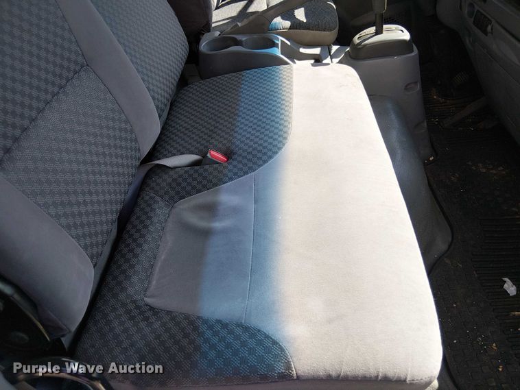 image for item EV5354 2012 Isuzu Nqr/nrr refrigerated delivery truck