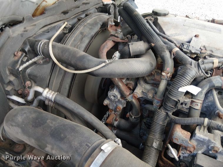 image for item EV5354 2012 Isuzu Nqr/nrr refrigerated delivery truck