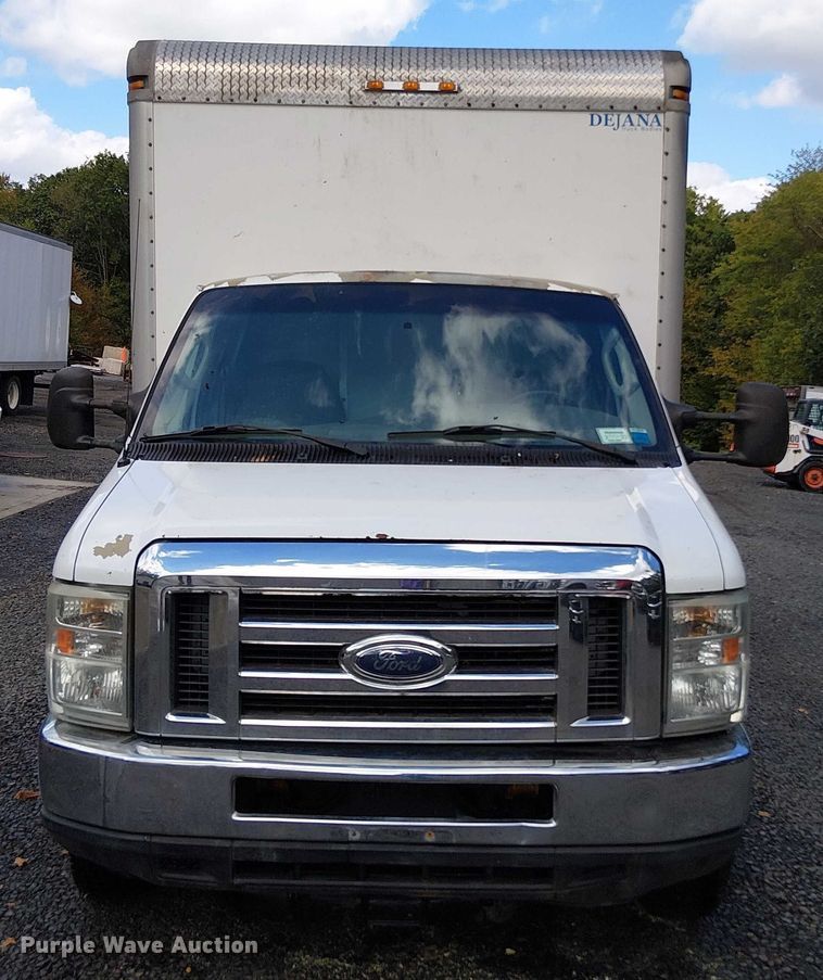 image for item EV5355 2008 Ford E350 box truck
