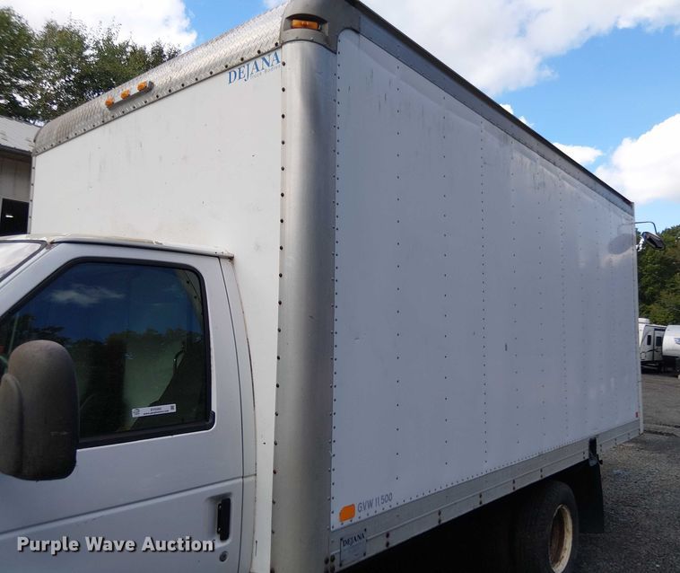 image for item EV5355 2008 Ford E350 box truck