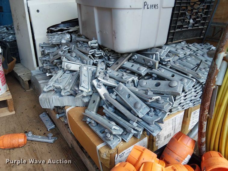 image for item EV5355 2008 Ford E350 box truck