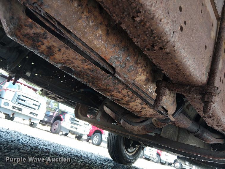 image for item EV5355 2008 Ford E350 box truck