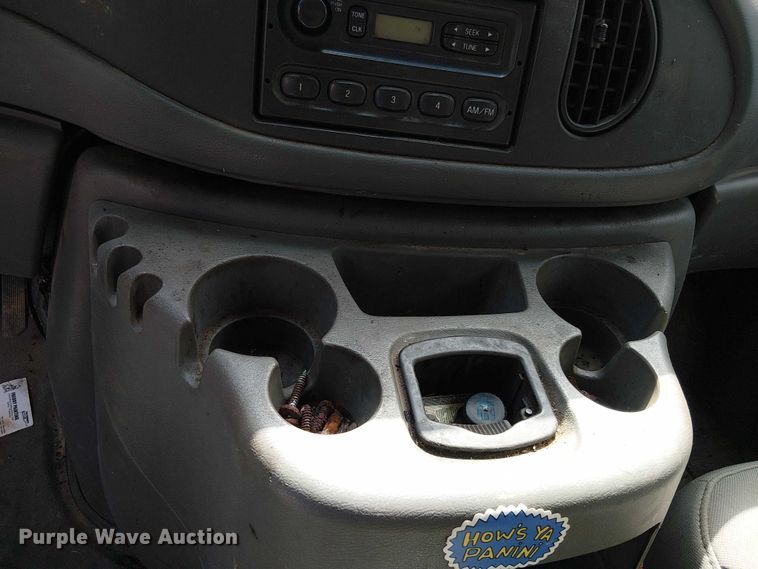 image for item EV5355 2008 Ford E350 box truck