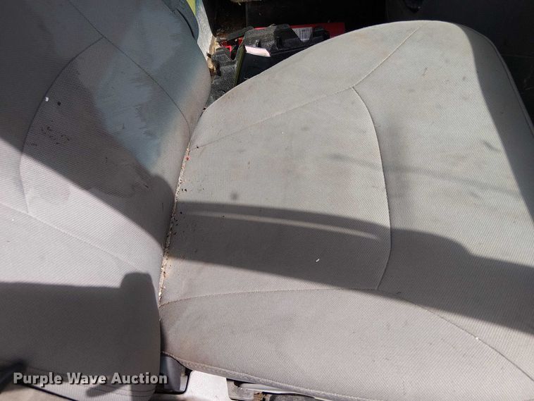 image for item EV5355 2008 Ford E350 box truck