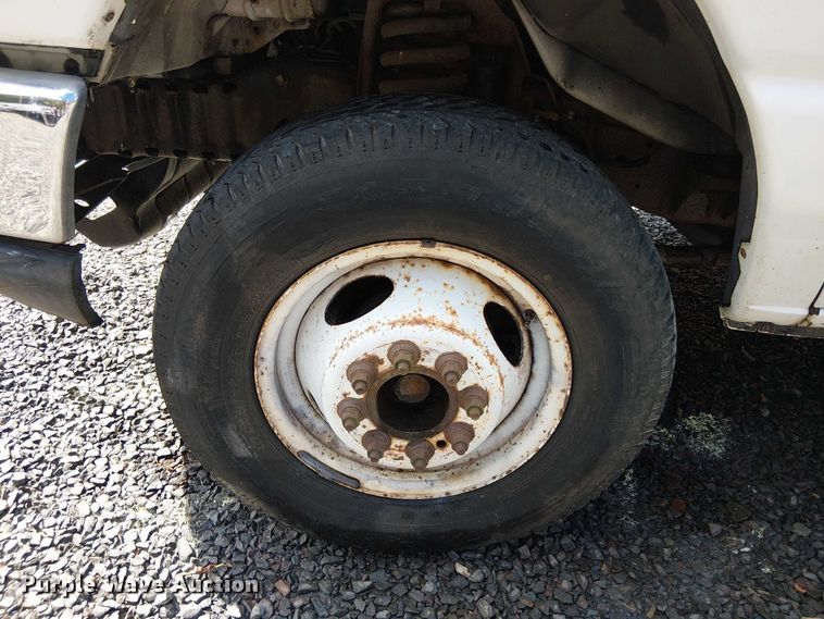 image for item EV5355 2008 Ford E350 box truck