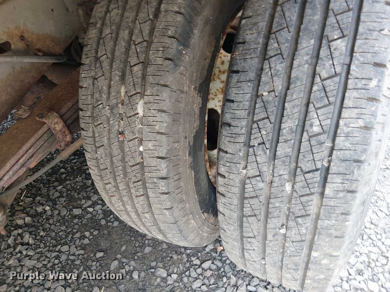 image for item EV5355 2008 Ford E350 box truck