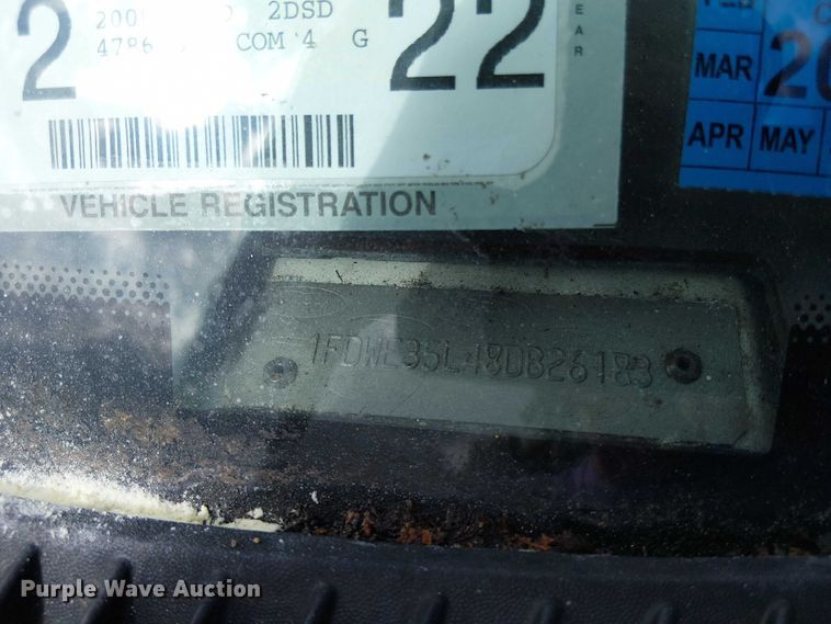 image for item EV5355 2008 Ford E350 box truck