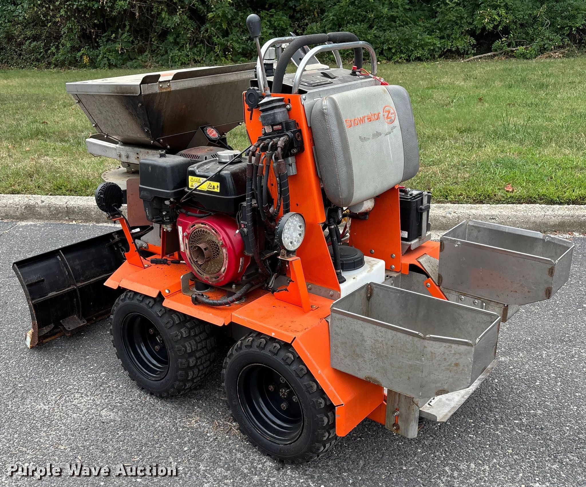 Zx4 Snowrator snow pusher in Yaphank, NY | Item EV4020 for sale