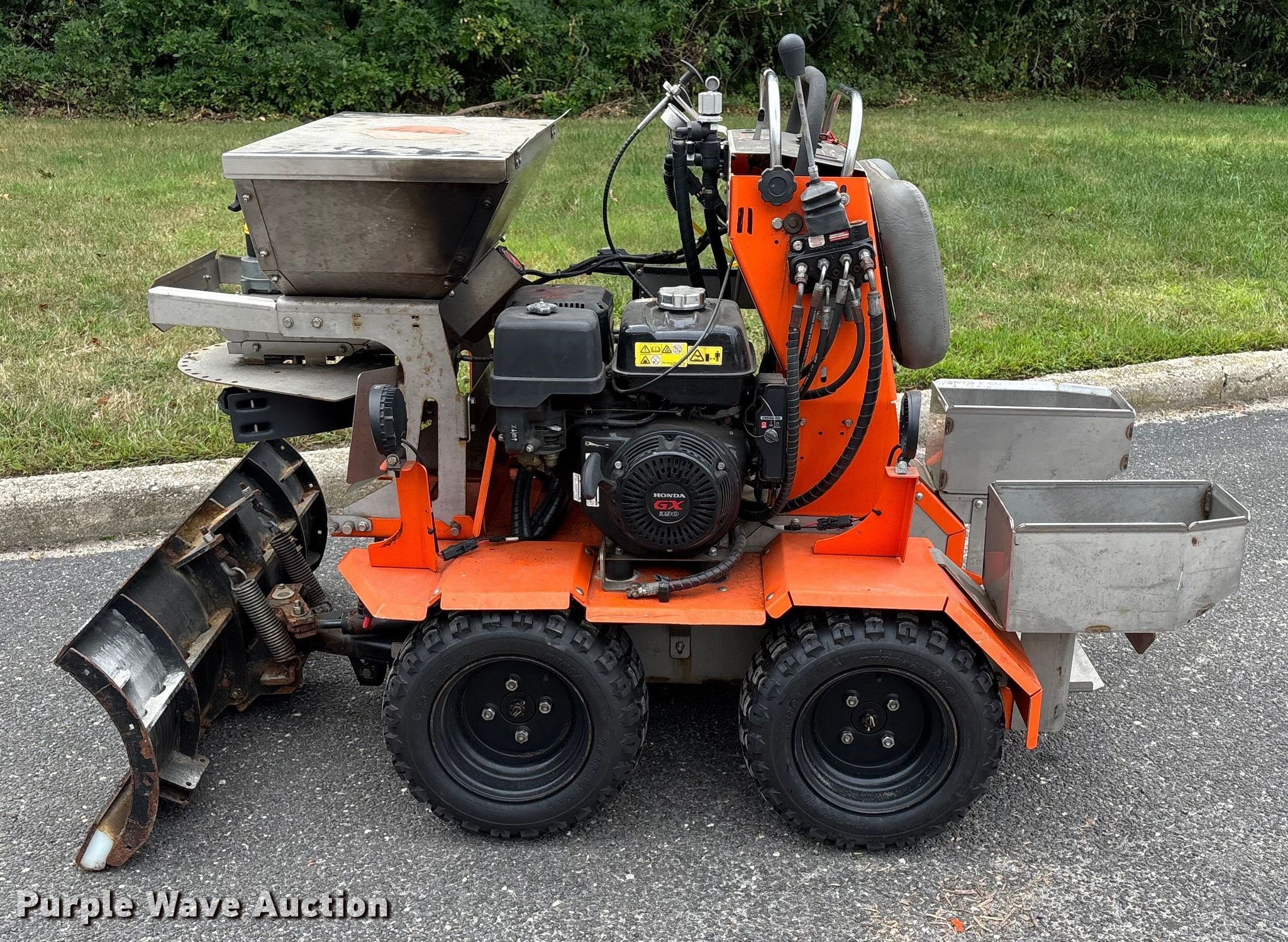Zx4 Snowrator snow pusher in Yaphank, NY | Item EV4023 for sale