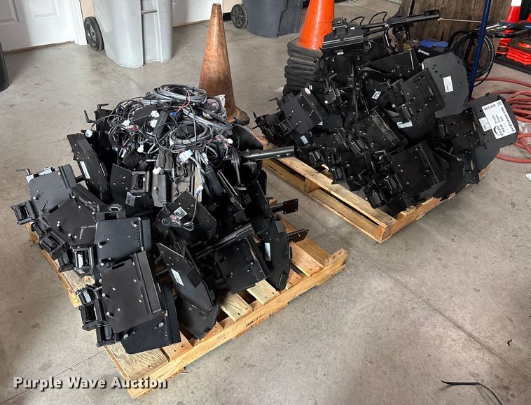 image for item DO1228 (35) docking stations