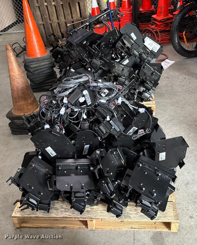 image for item DO1228 (35) docking stations