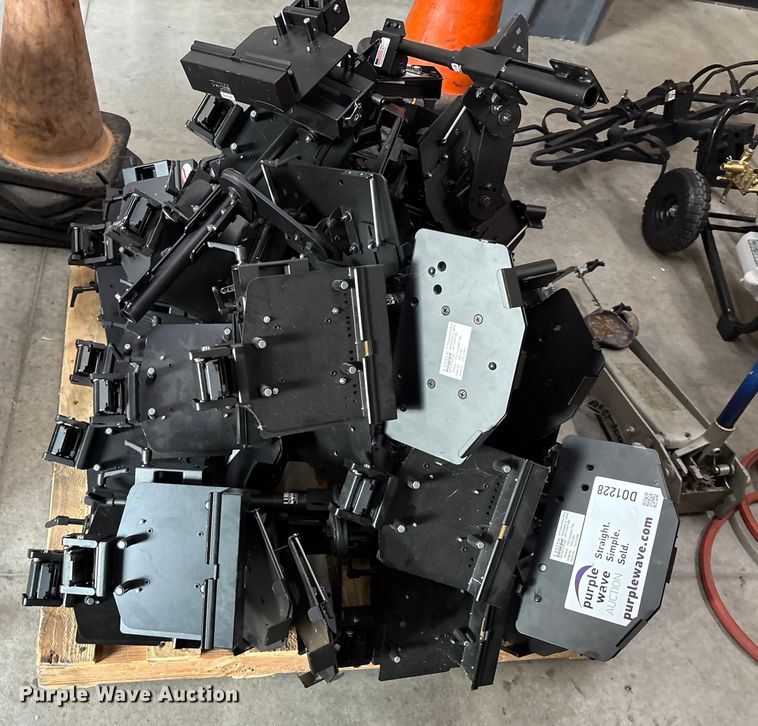 image for item DO1228 (35) docking stations